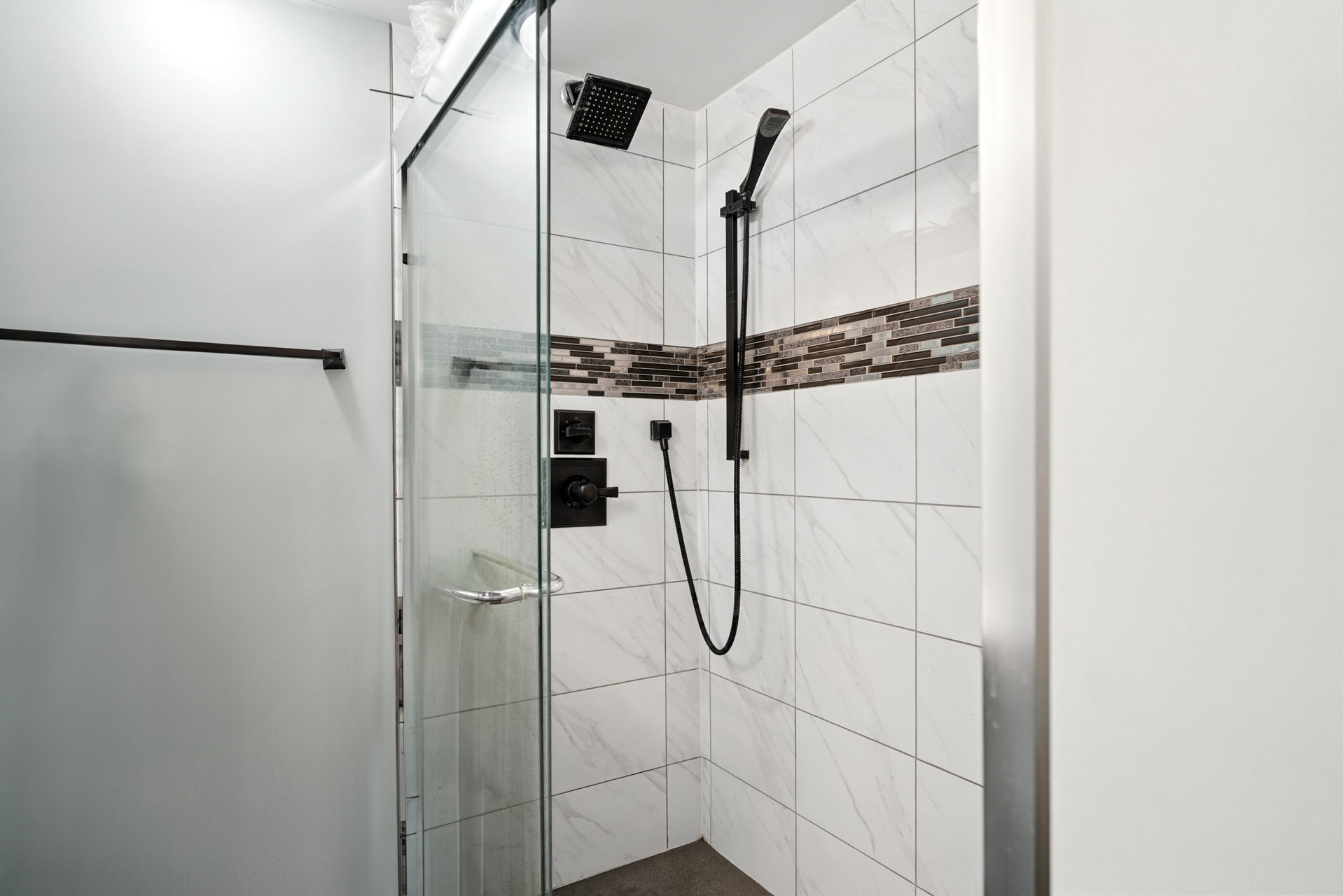 #110 - 209A Cree Place bathroom, saskatoon condo for sale