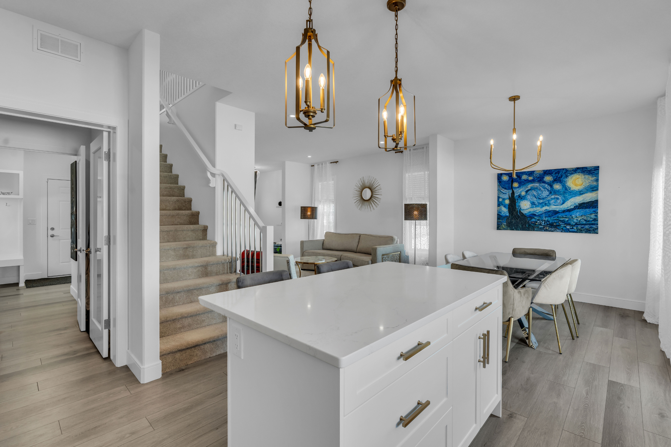 574 Burgess Crescent Chef Kitchen