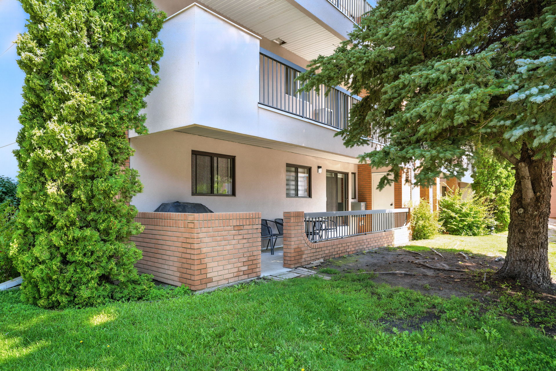 #110 - 209A Cree Place front view, saskatoon condo for sale